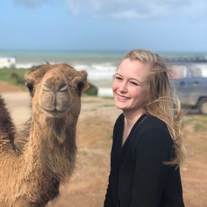 Meet your Posher, Alyssa